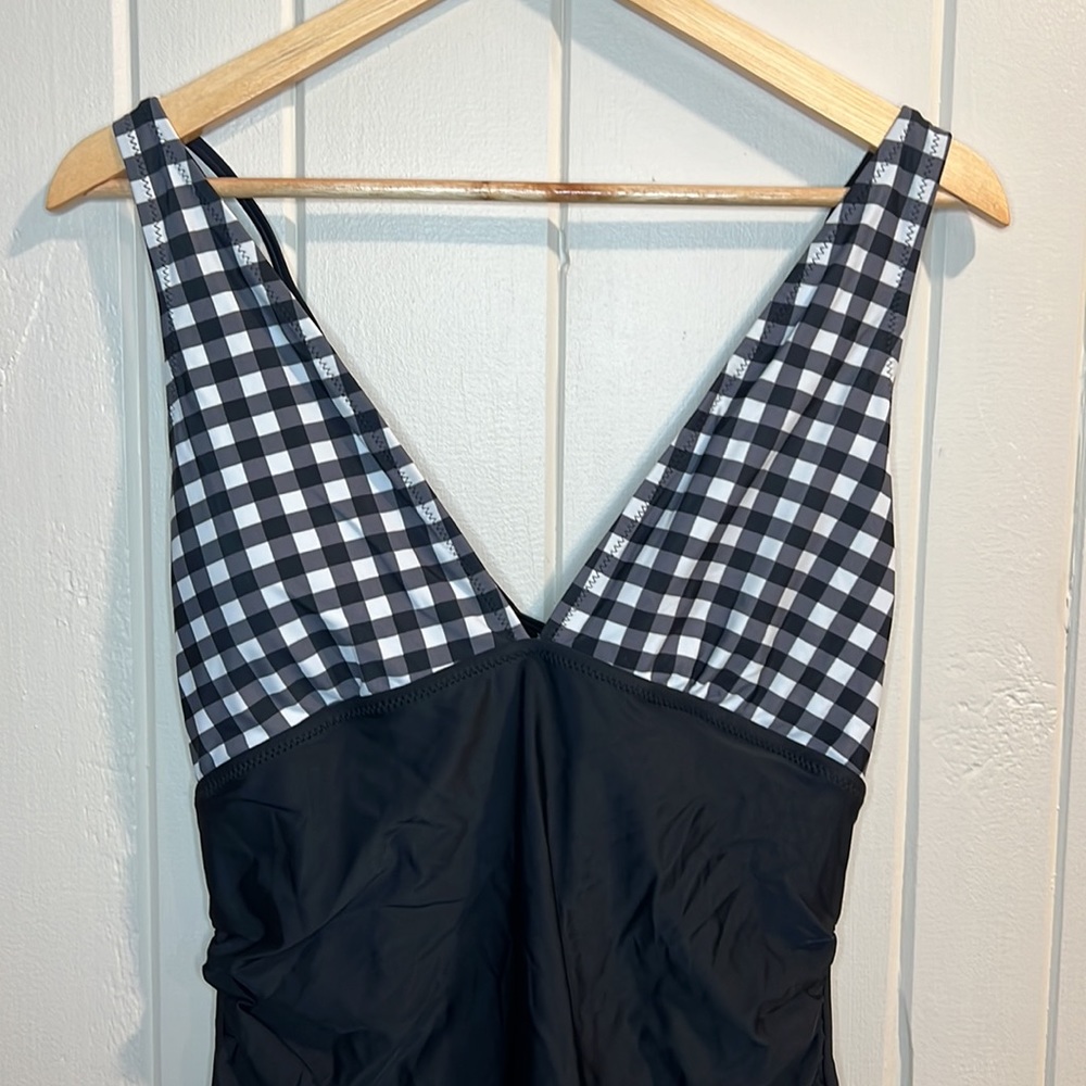 CUPSHE One Piece Swimsuit Black and White Gingham - Picture 2 of 9